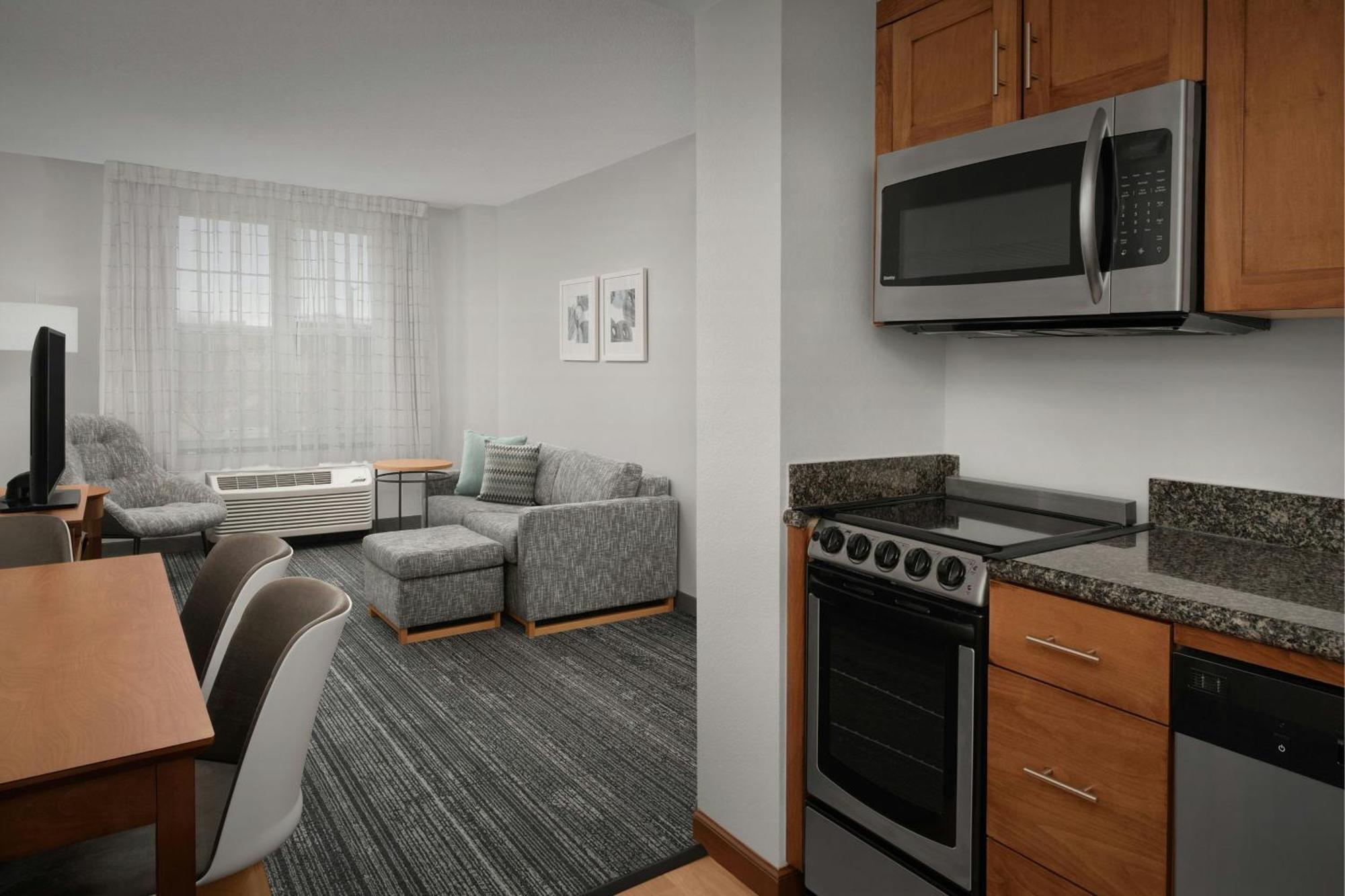 Towneplace Suites Suffolk Chesapeake Bagian luar foto